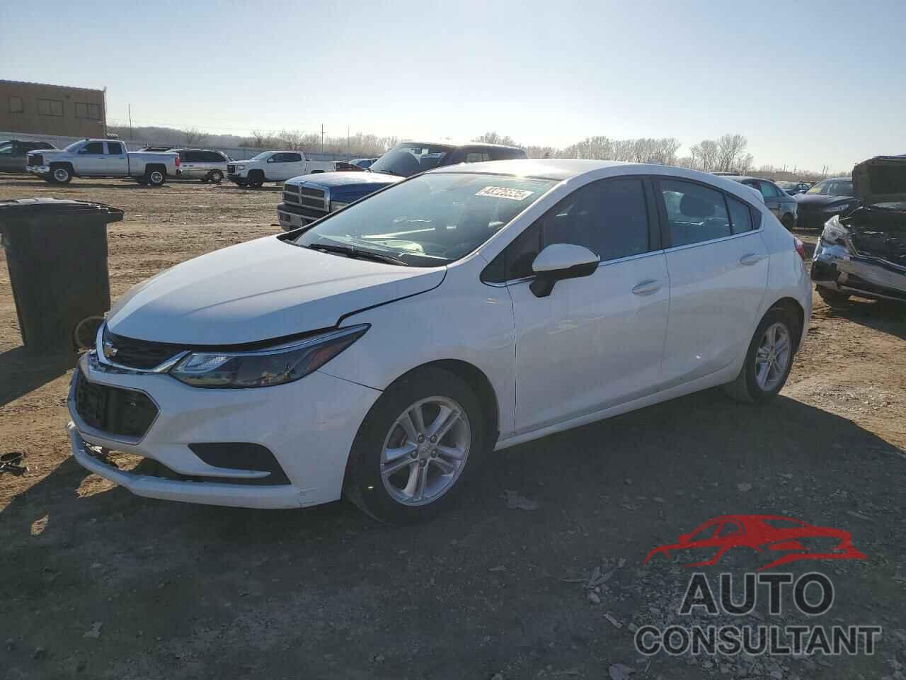CHEVROLET CRUZE 2018 - 3G1BE6SM2JS638816