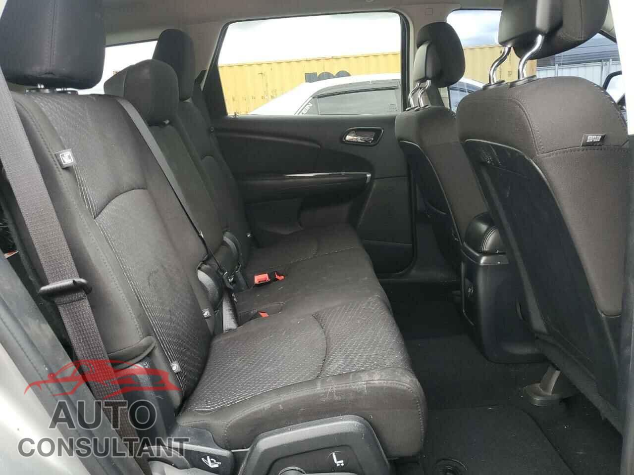 DODGE JOURNEY 2017 - 3C4PDCBG3HT523493