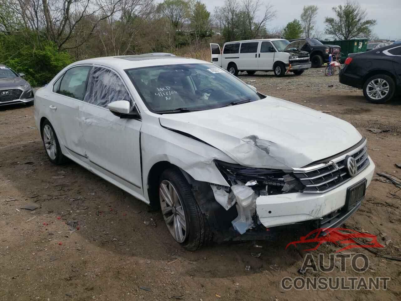 VOLKSWAGEN PASSAT 2017 - 1VWGT7A36HC052859