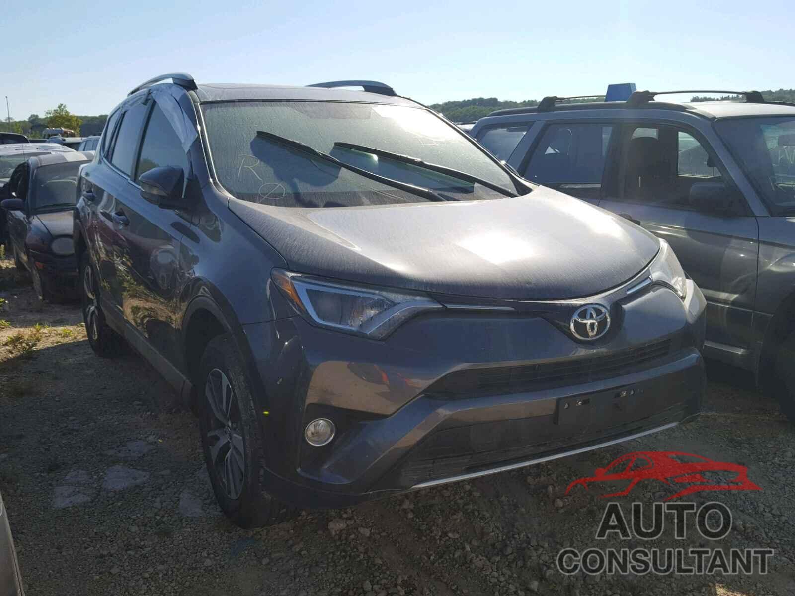 TOYOTA RAV4 XLE 2016 - JTMRFREV8GD188283