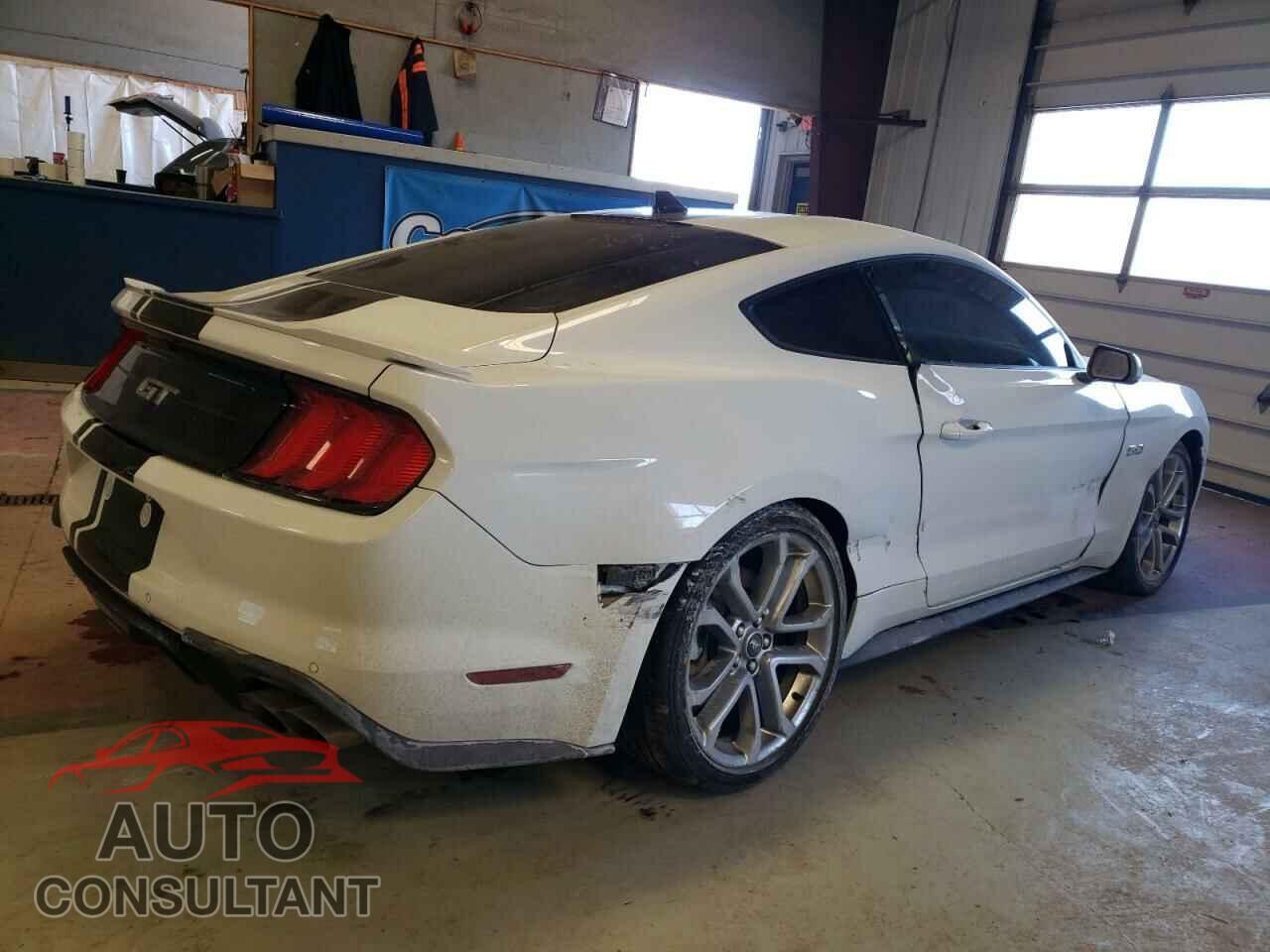 FORD MUSTANG 2022 - 1FA6P8CF4N5130254
