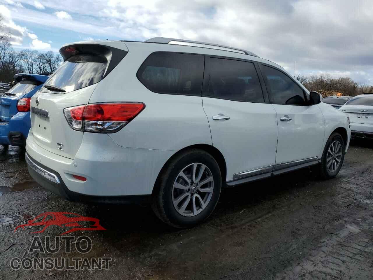 NISSAN PATHFINDER 2013 - 5N1AR2MM4DC637055