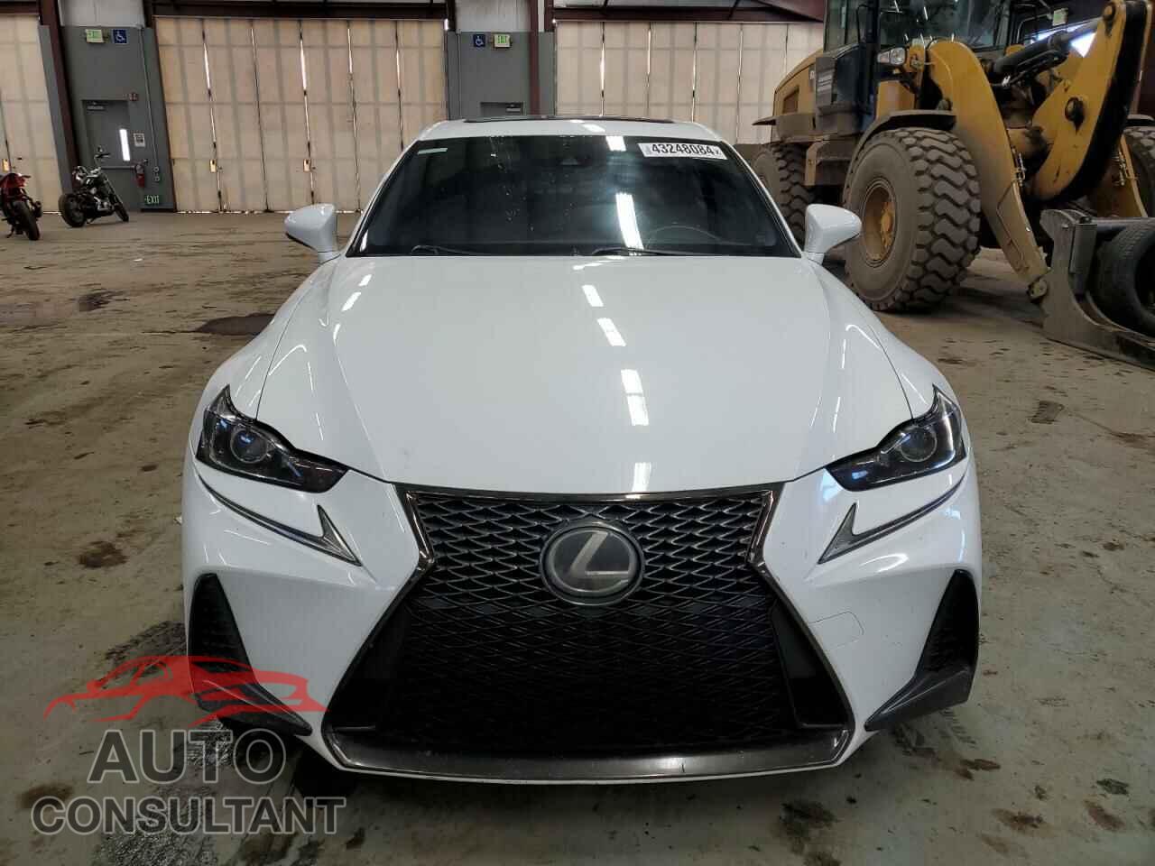 LEXUS IS 2018 - JTHBA1D25J5065369