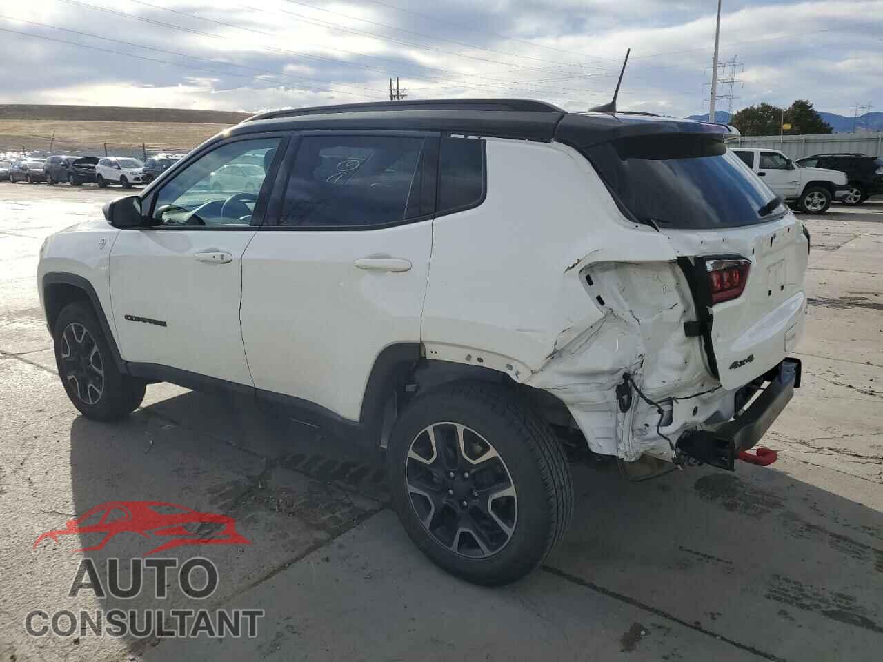 JEEP COMPASS 2018 - 3C4NJDDB3JT499807