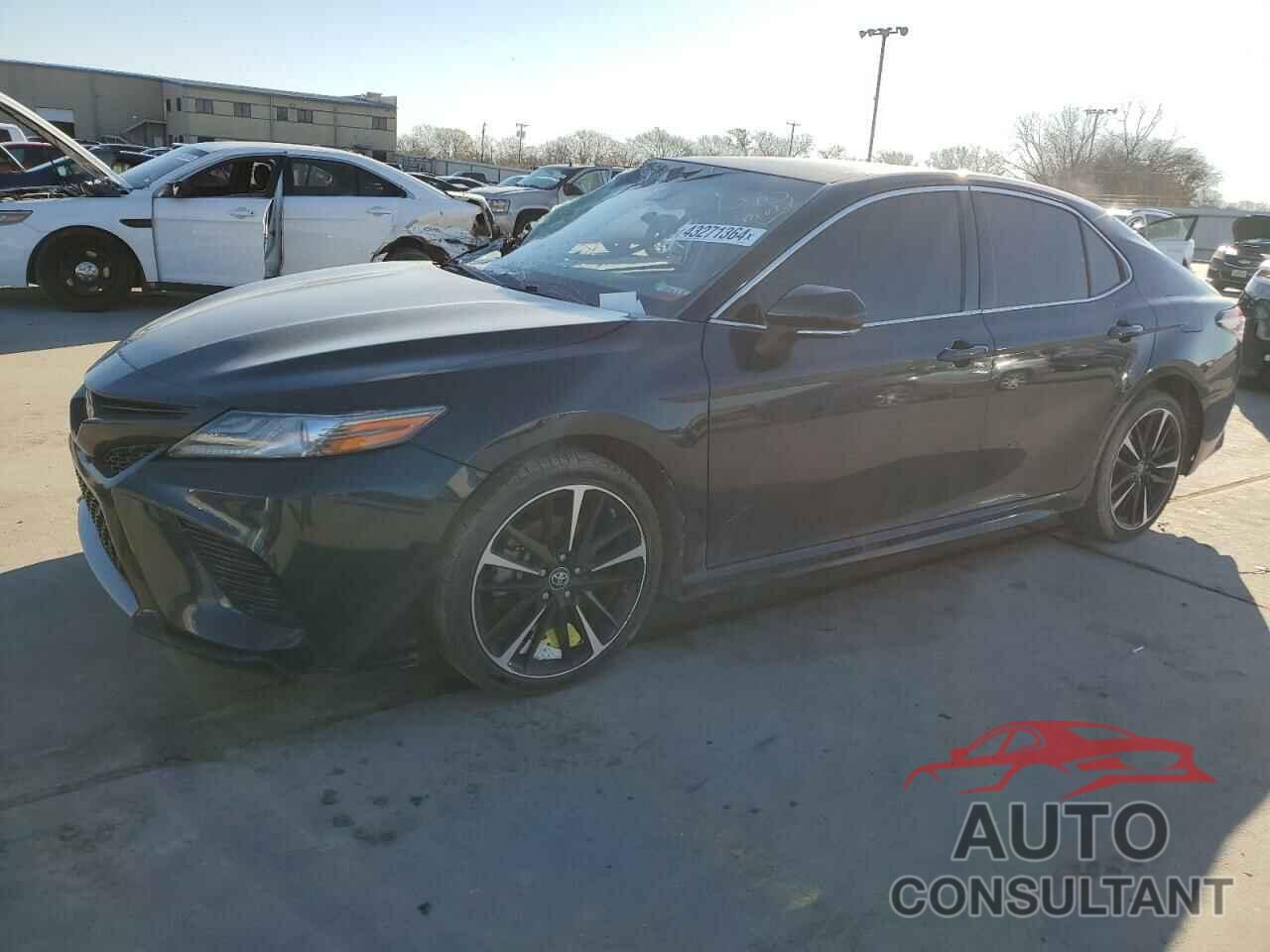 TOYOTA CAMRY 2018 - 4T1B61HK5JU542896