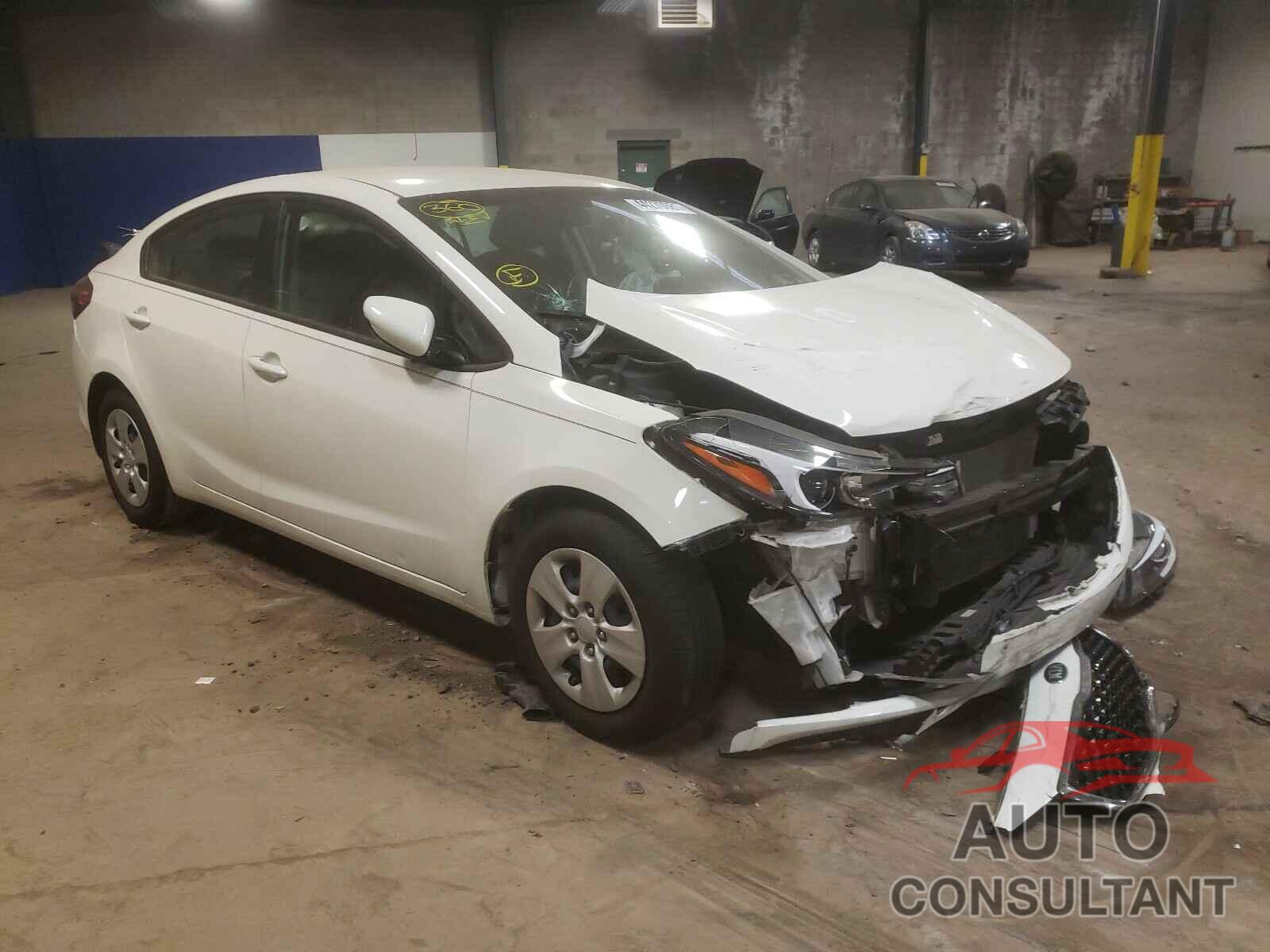 KIA FORTE 2017 - 3KPFK4A76HE100842
