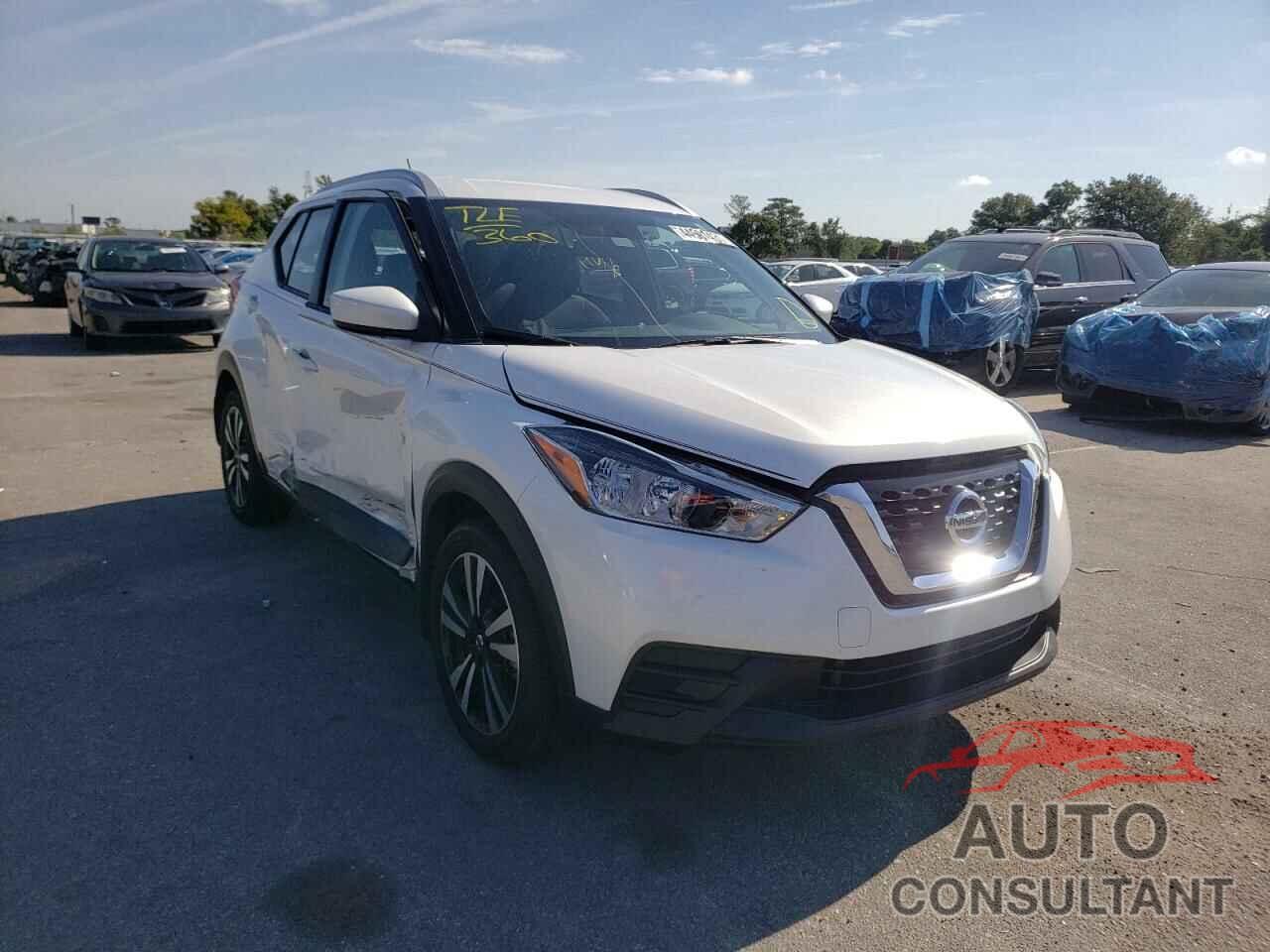 NISSAN KICKS 2018 - 3N1CP5CU5JL525857
