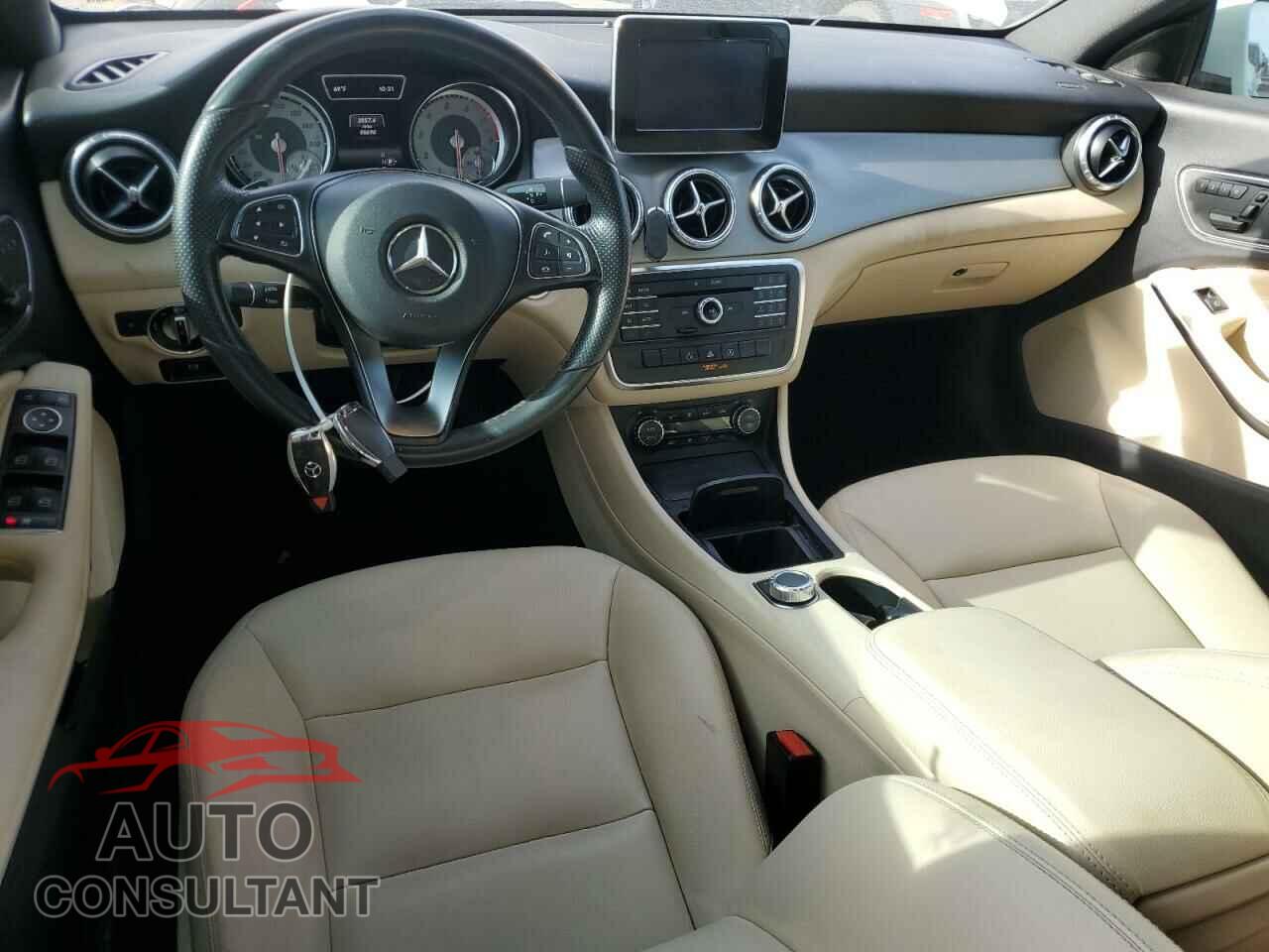 MERCEDES-BENZ CLA-CLASS 2015 - WDDSJ4EB2FN242586