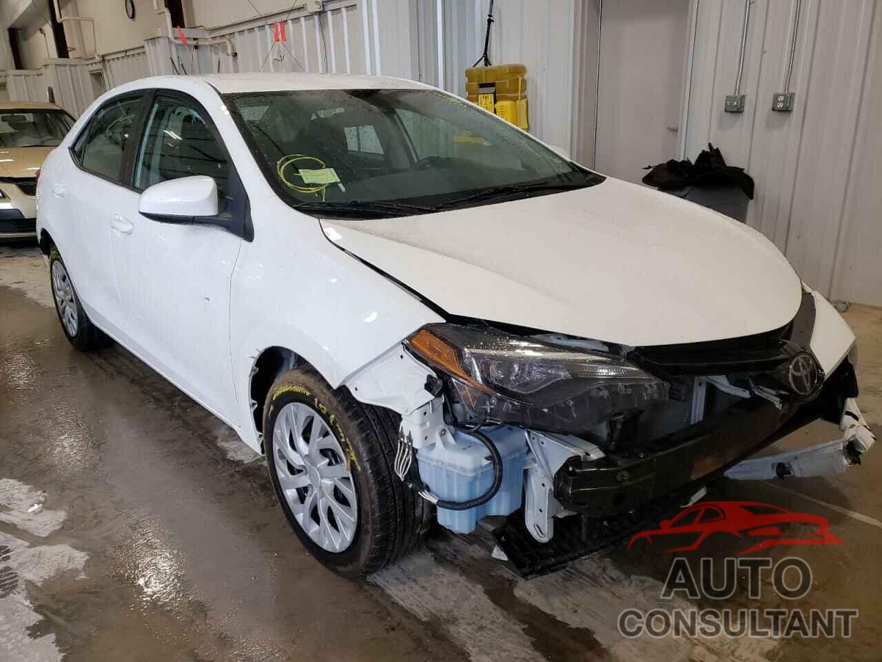 TOYOTA COROLLA 2018 - 5YFBURHE9JP779844