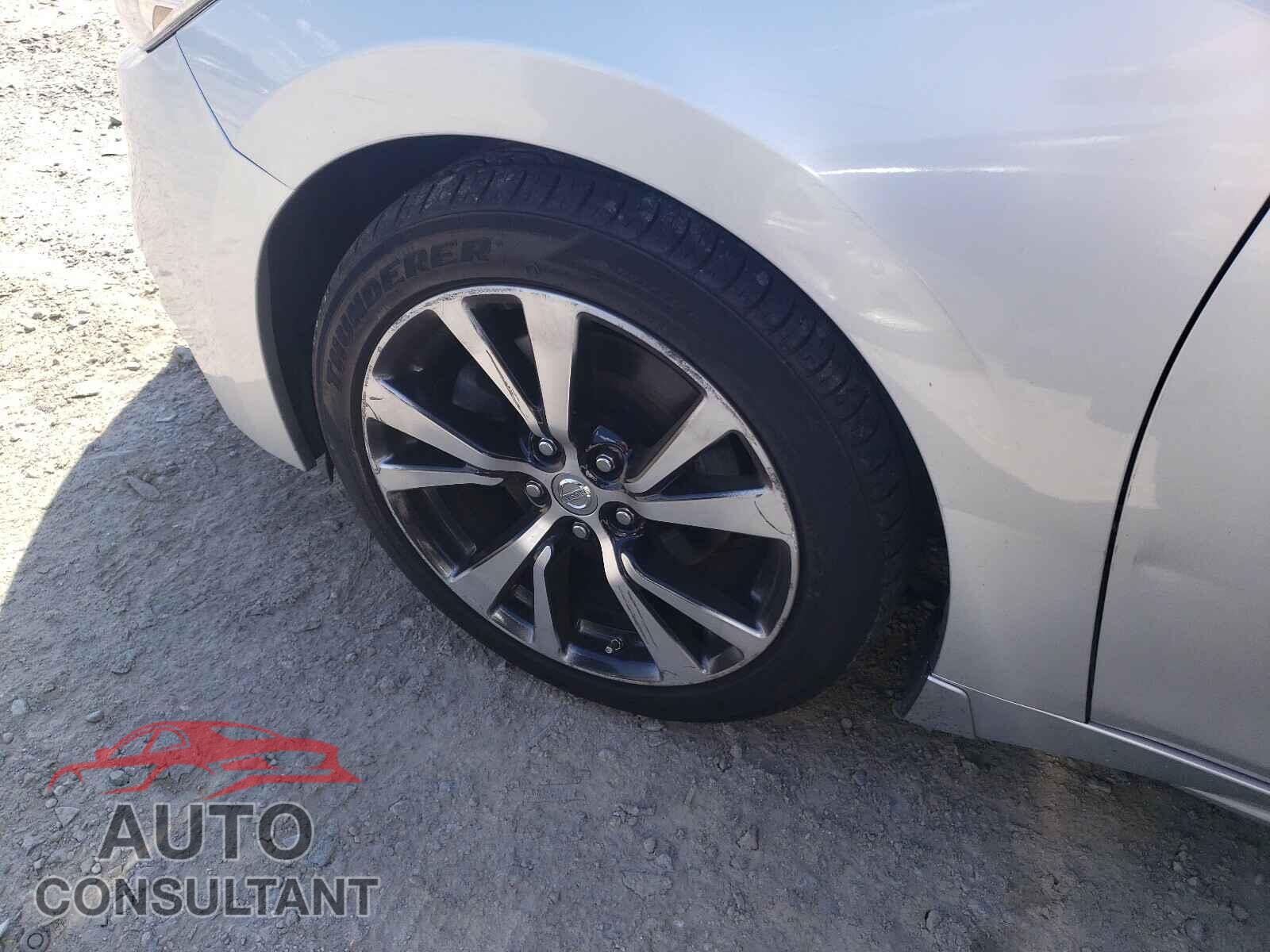 NISSAN MAXIMA 2017 - 1N4AA6AP2HC448725