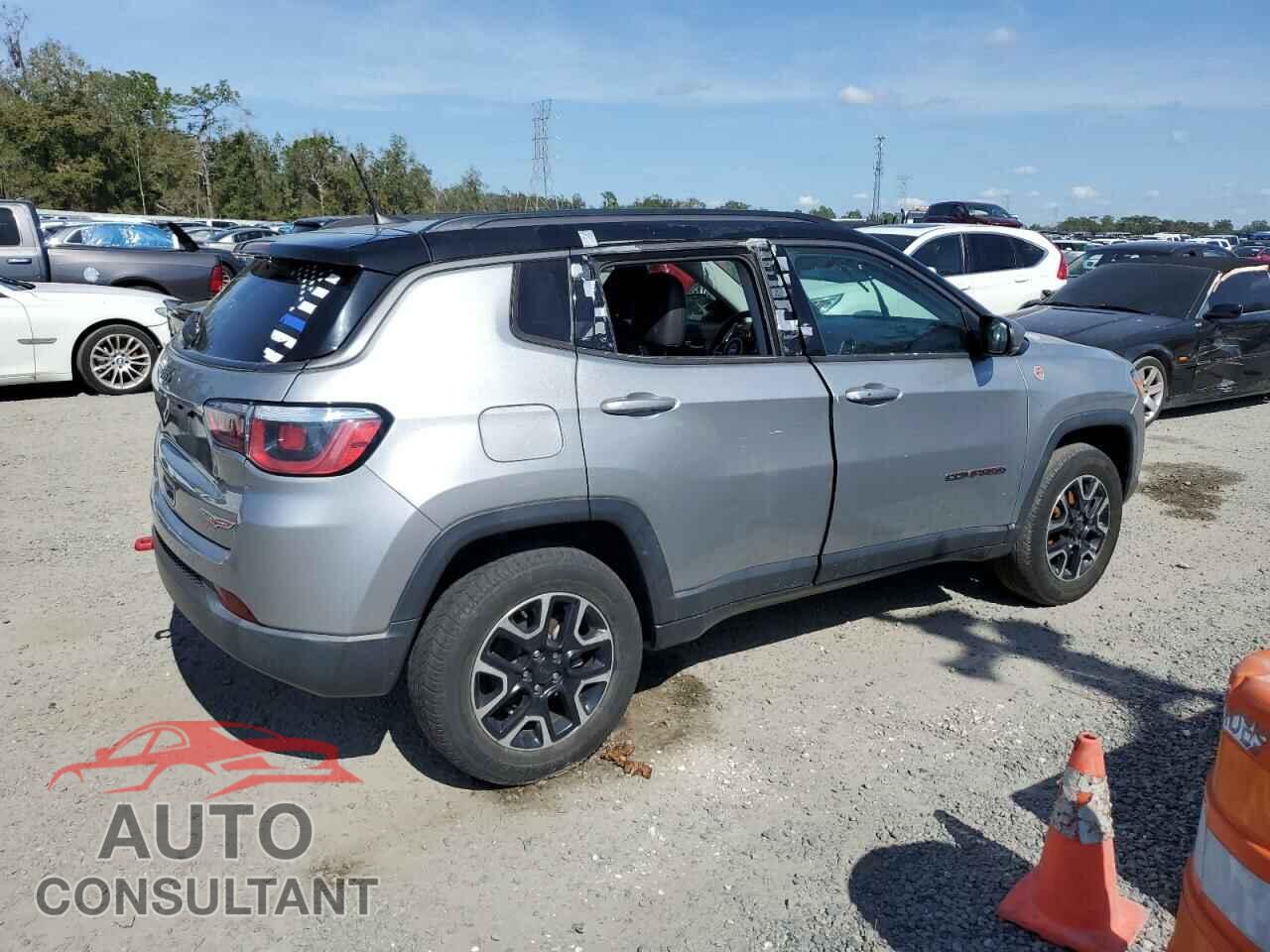 JEEP COMPASS 2019 - 3C4NJDDB8KT721744
