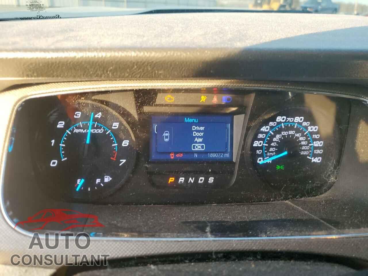 FORD TAURUS 2017 - 1FAHP2D82HG113354