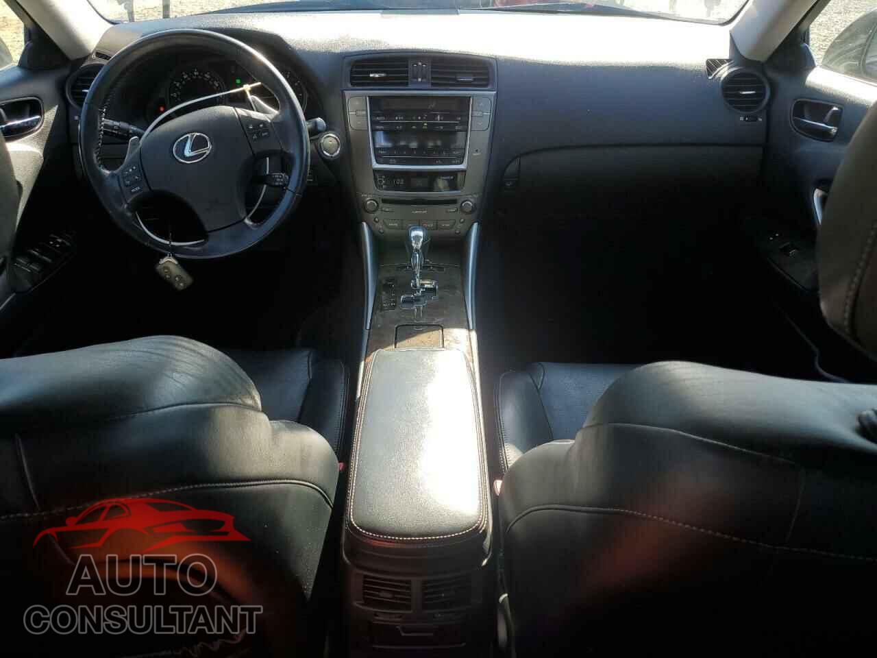 LEXUS IS 2010 - JTHCF5C24A2034551