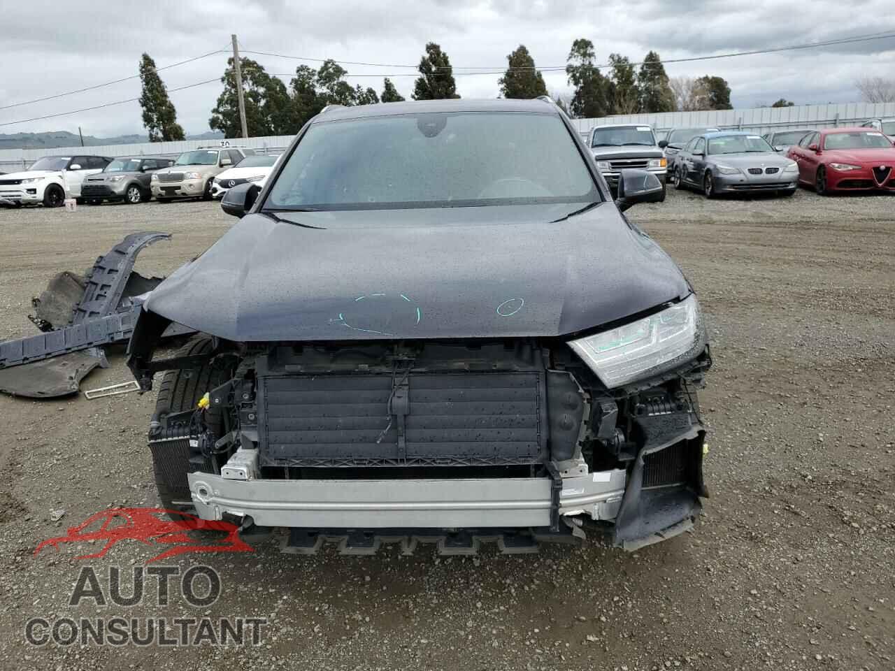 AUDI Q7 2017 - WA1LAAF77HD018174
