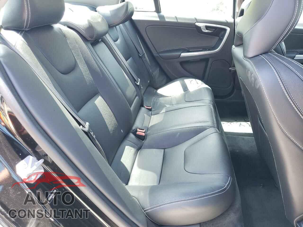 VOLVO S60 2017 - YV126MFL6H2426219