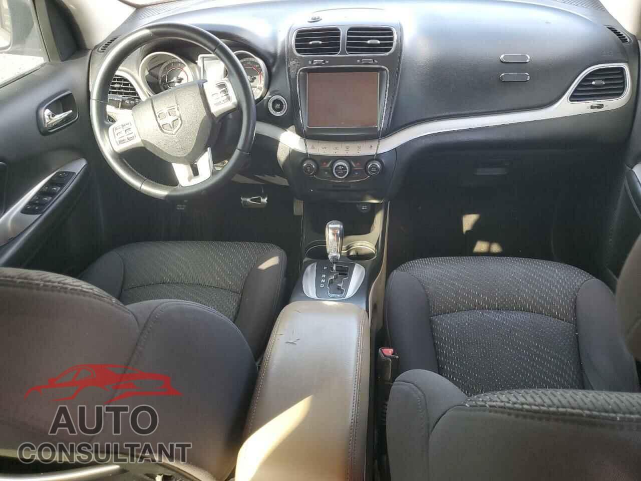 DODGE JOURNEY 2015 - 3C4PDCBG8FT584514