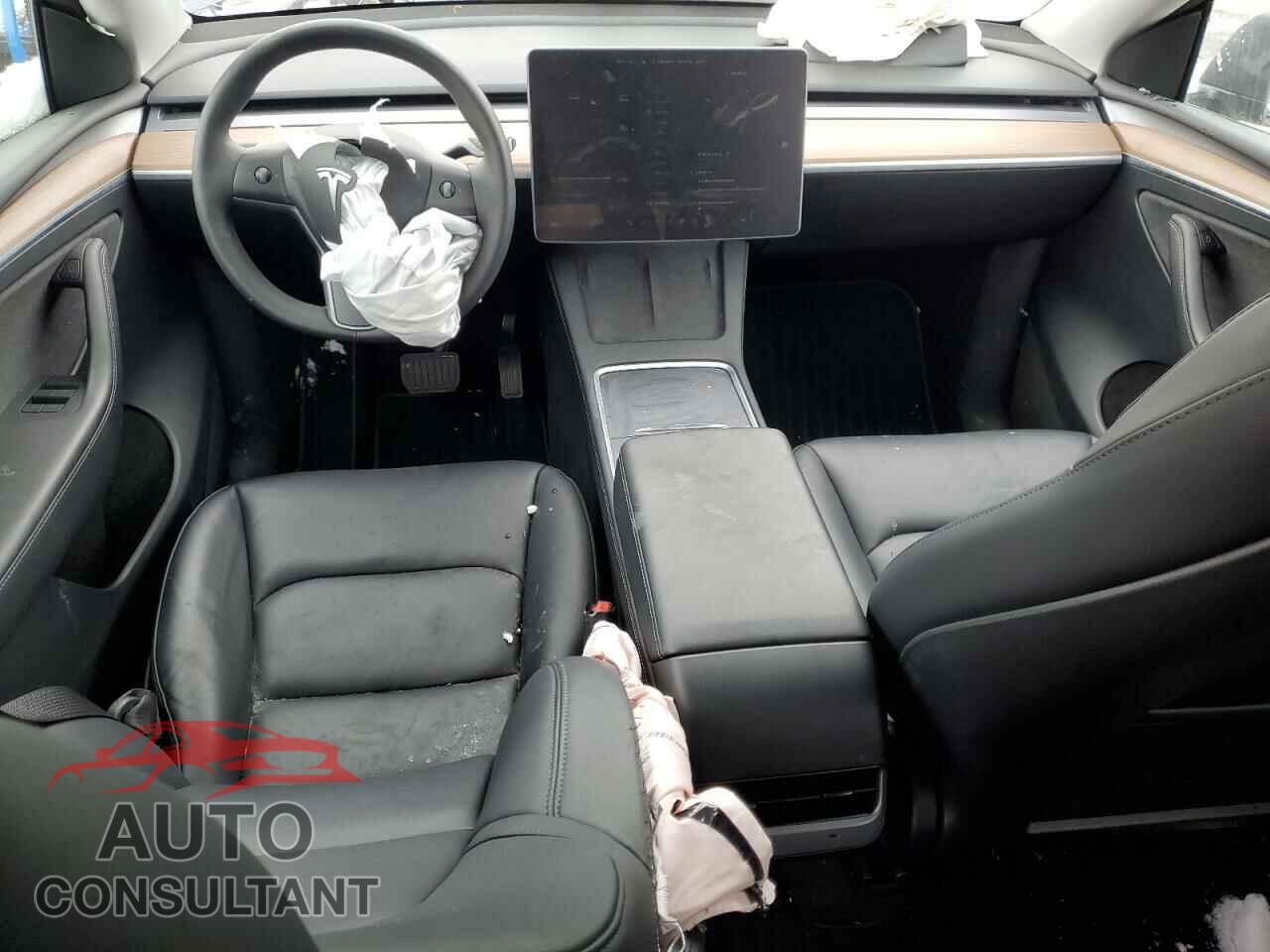 TESLA MODEL Y 2023 - 7SAYGDEE0PF861266