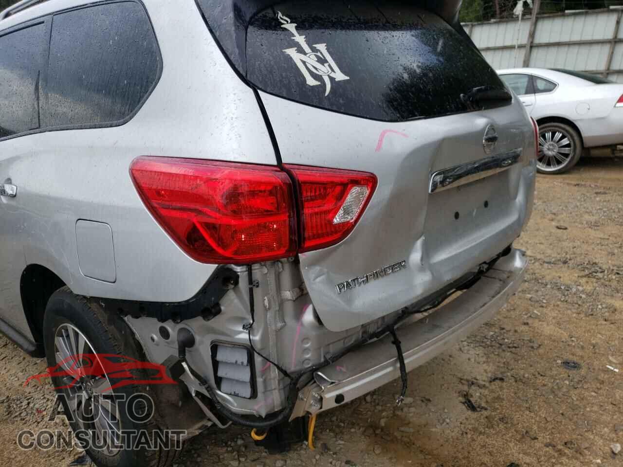 NISSAN PATHFINDER 2019 - 5N1DR2MN9KC653237