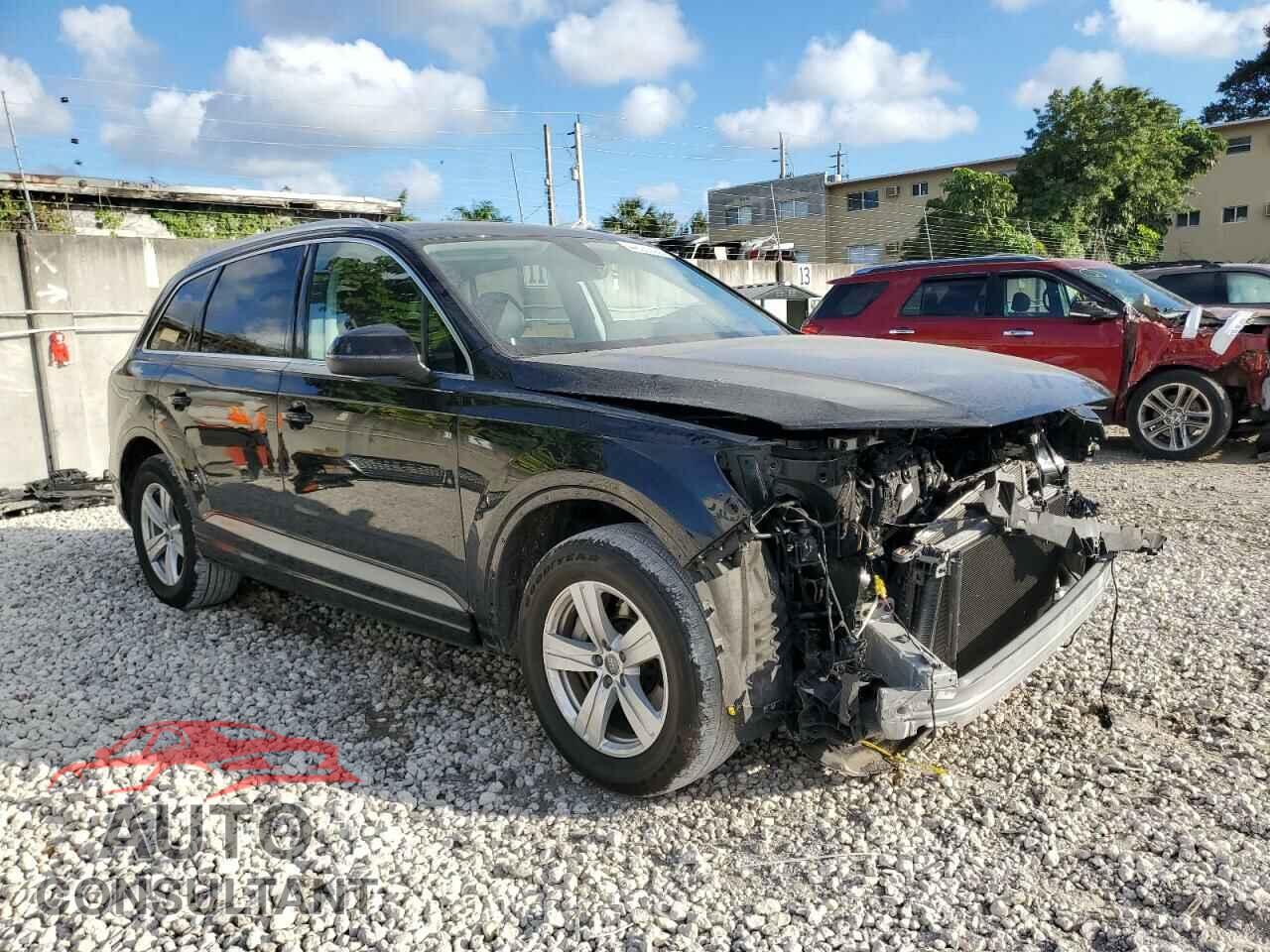 AUDI Q7 2019 - WA1LHAF70KD040164