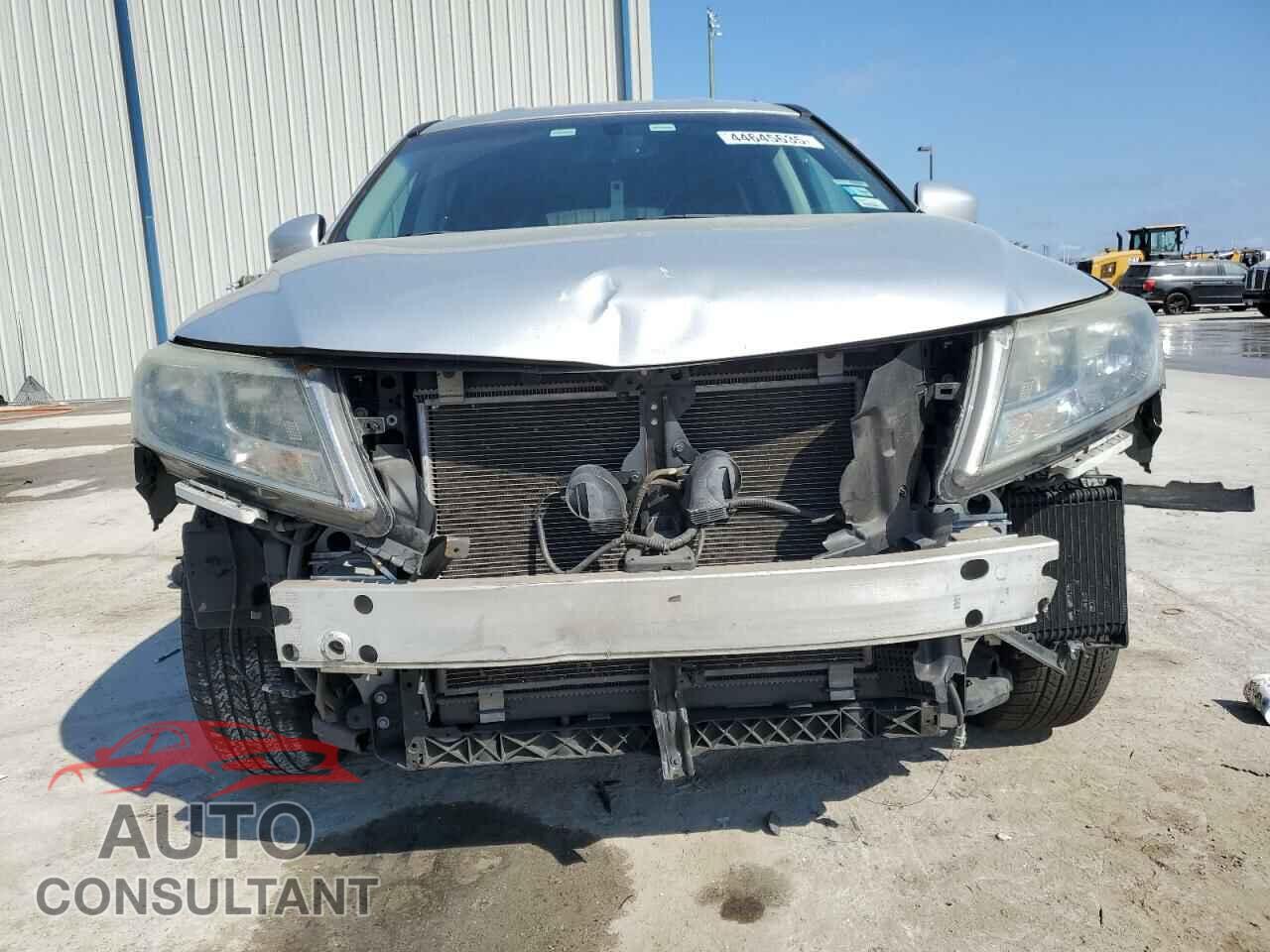 NISSAN PATHFINDER 2015 - 5N1AR2MN4FC686395