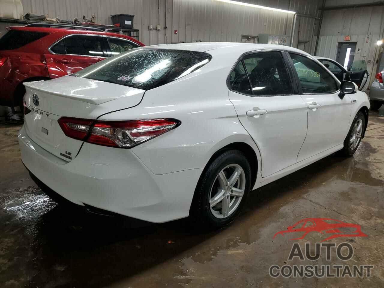 TOYOTA CAMRY 2018 - 4T1B31HK2JU501697