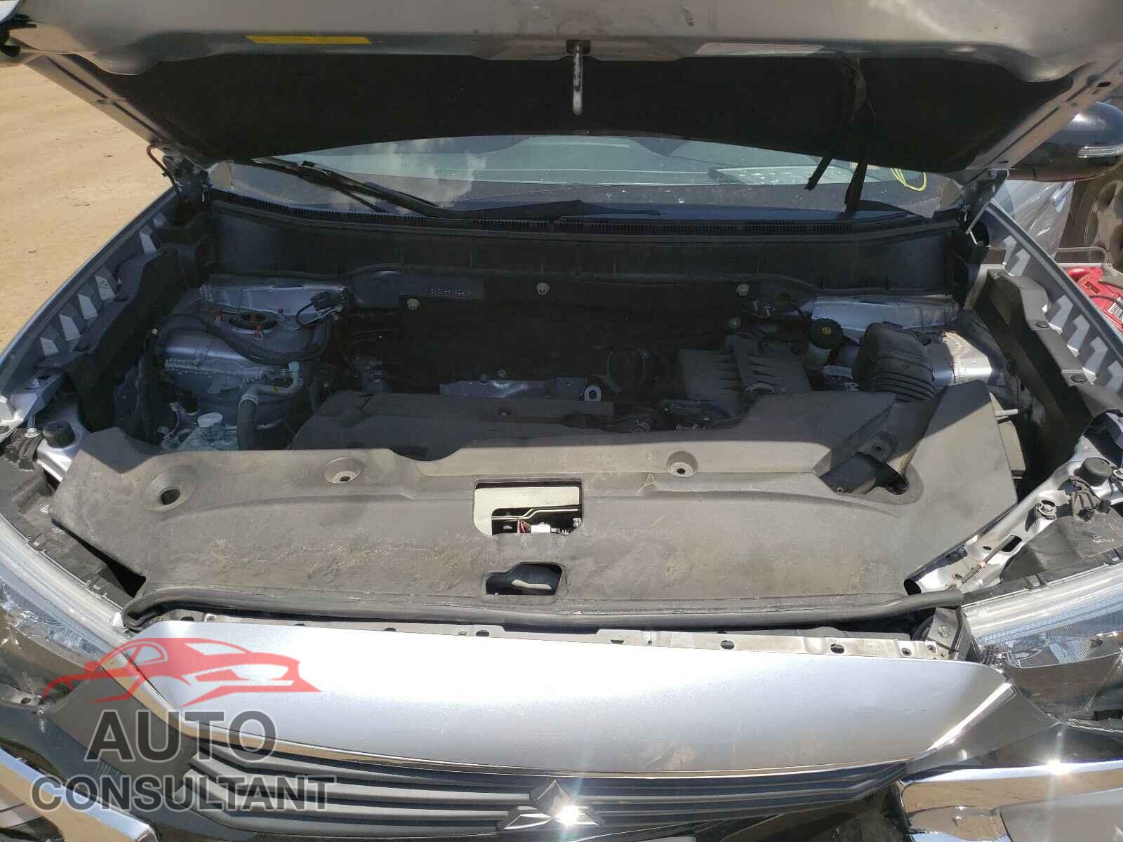 MITSUBISHI OUTLANDER 2017 - JA4AP3AU8HZ032604