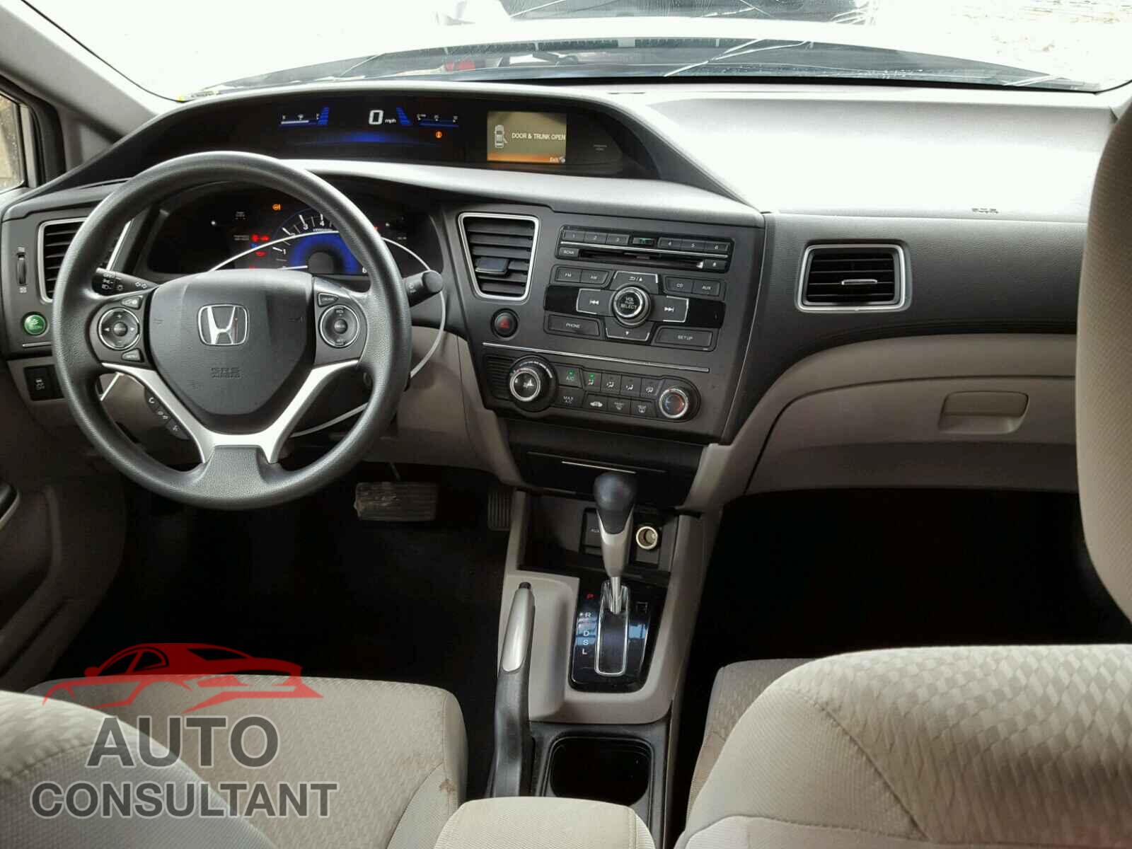 HONDA CIVIC LX 2015 - 19XFB2F52FE041751