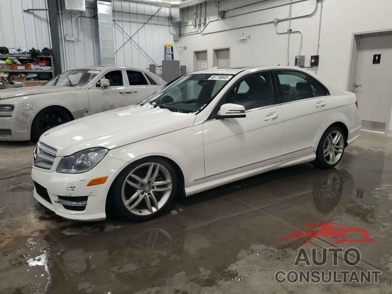 MERCEDES-BENZ C-CLASS 2012 - WDDGF8FB5CA699439