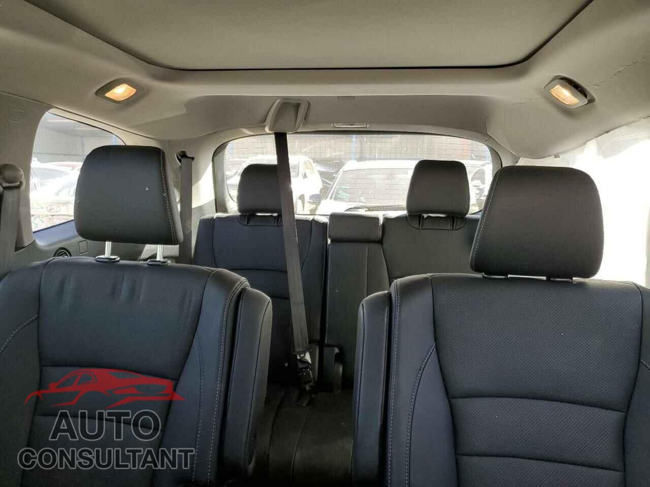 HONDA PILOT 2022 - 5FNYF6H06NB032162