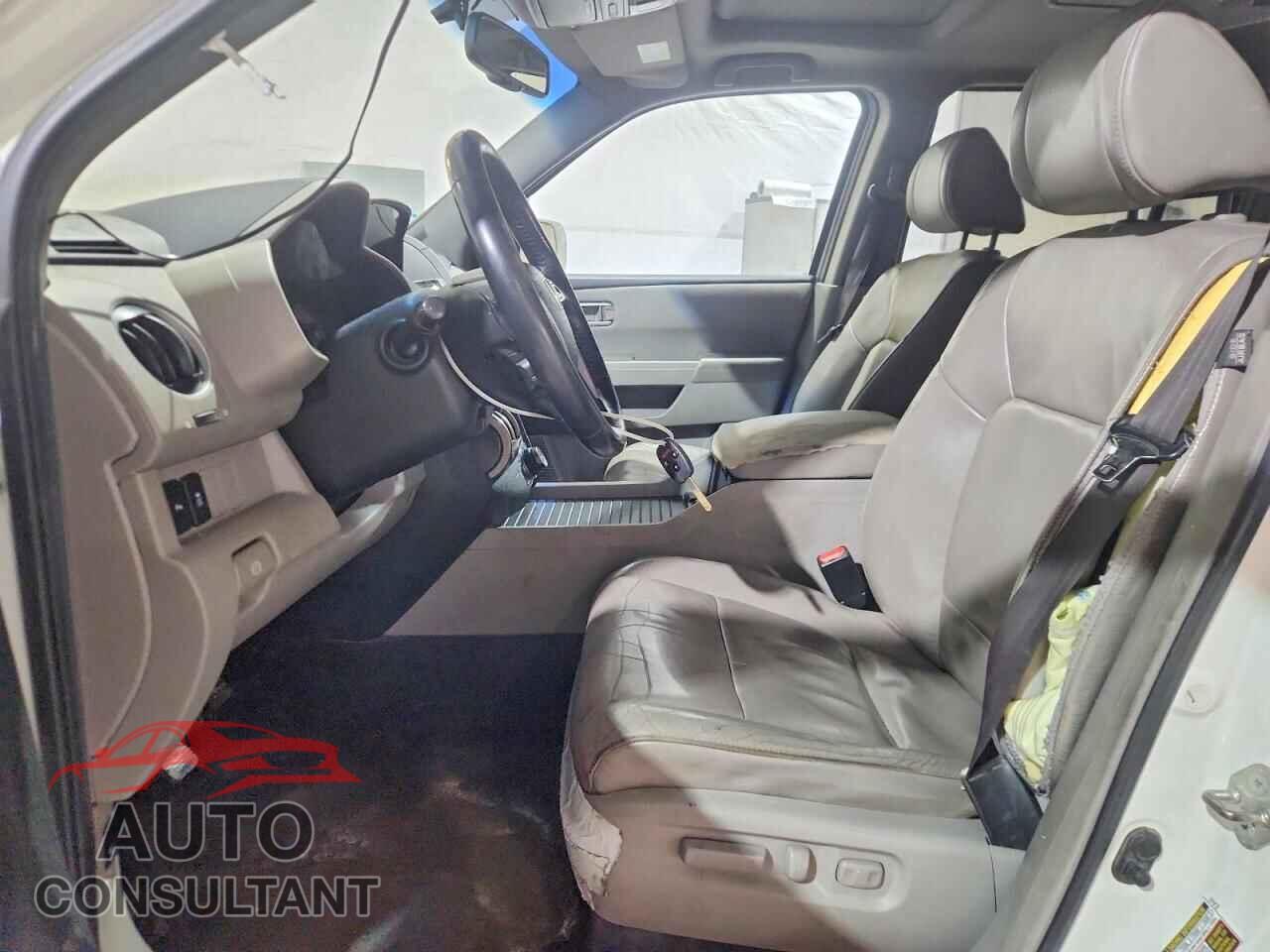 HONDA PILOT 2013 - 5FNYF4H93DB031794
