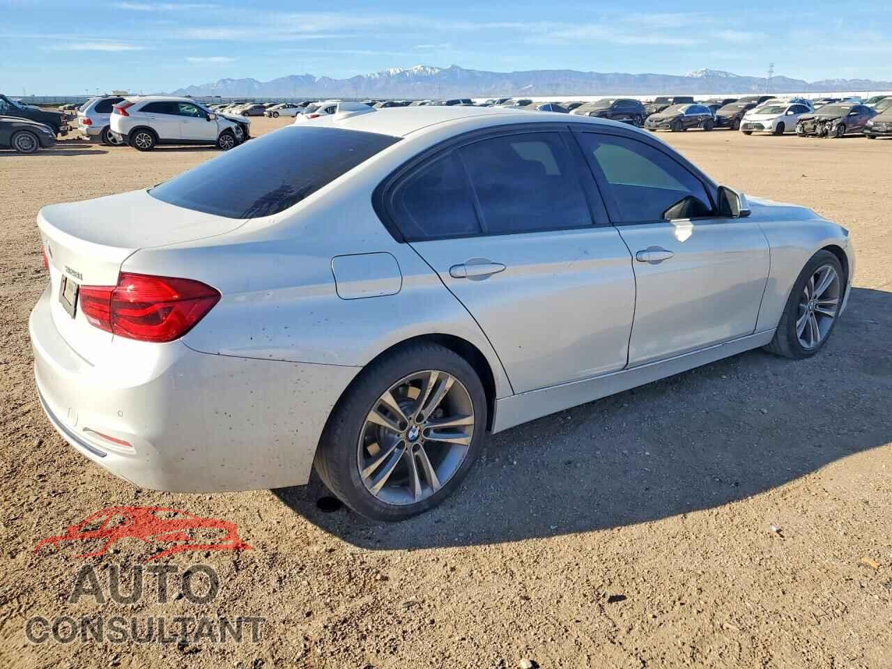 BMW 3 SERIES 2016 - WBA8E9G50GNU29014