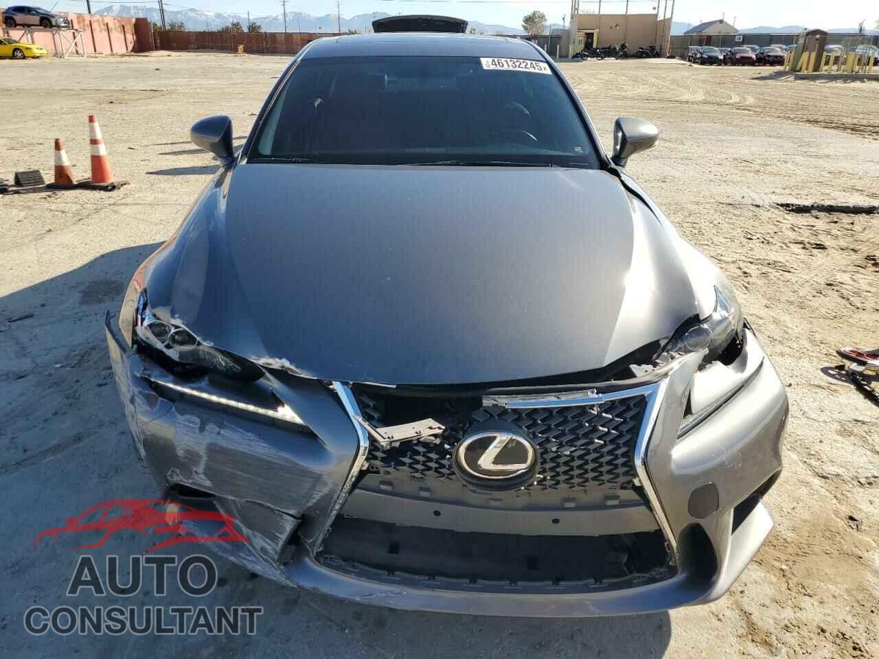 LEXUS IS 2015 - JTHBE1D24F5020645
