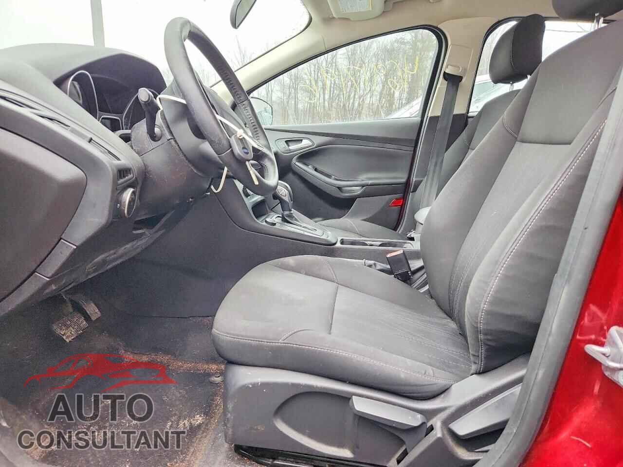 FORD FOCUS 2015 - 1FADP3F24FL353054