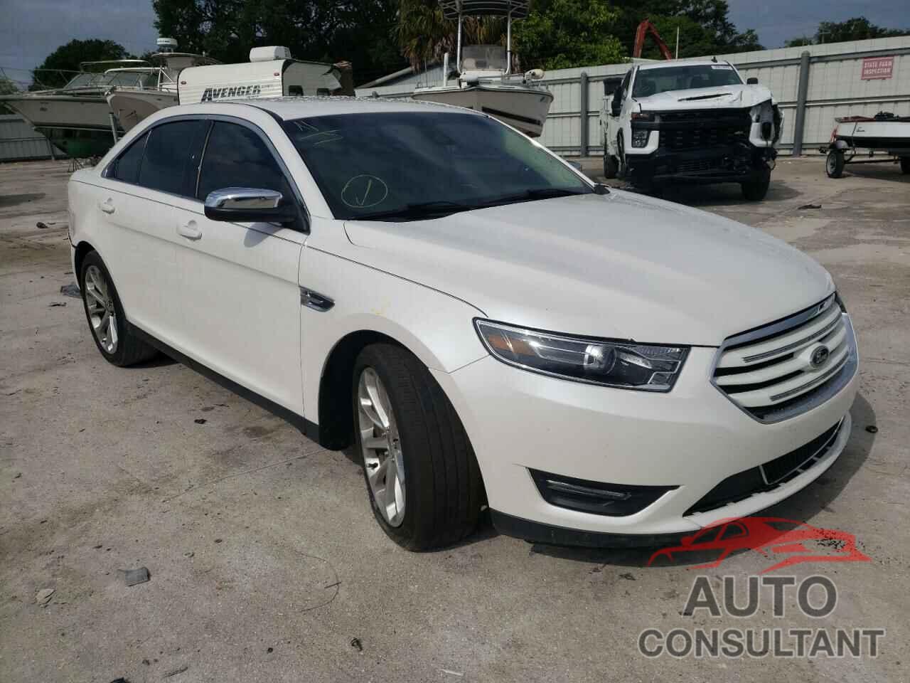 FORD TAURUS 2018 - 1FAHP2F88JG138522