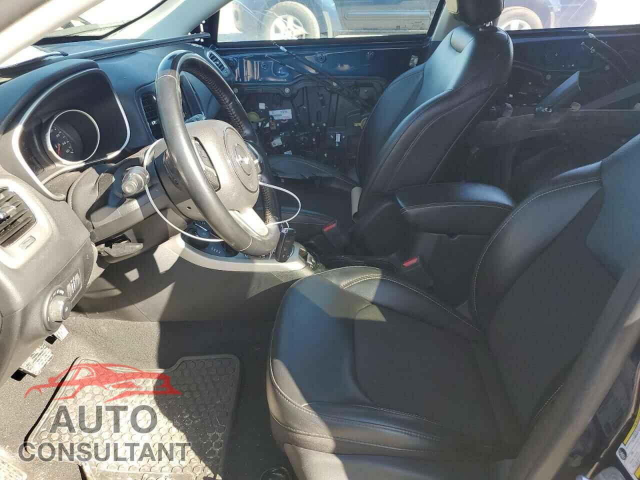JEEP COMPASS 2021 - 3C4NJDBB1MT584488