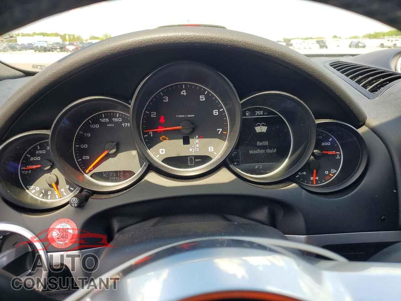 PORSCHE CAYENNE 2017 - WP1AA2A29HKA83875