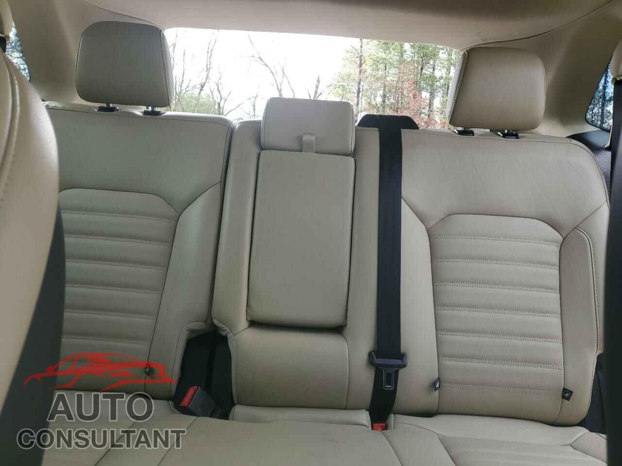 FORD EDGE 2018 - 2FMPK3J87JBC02618