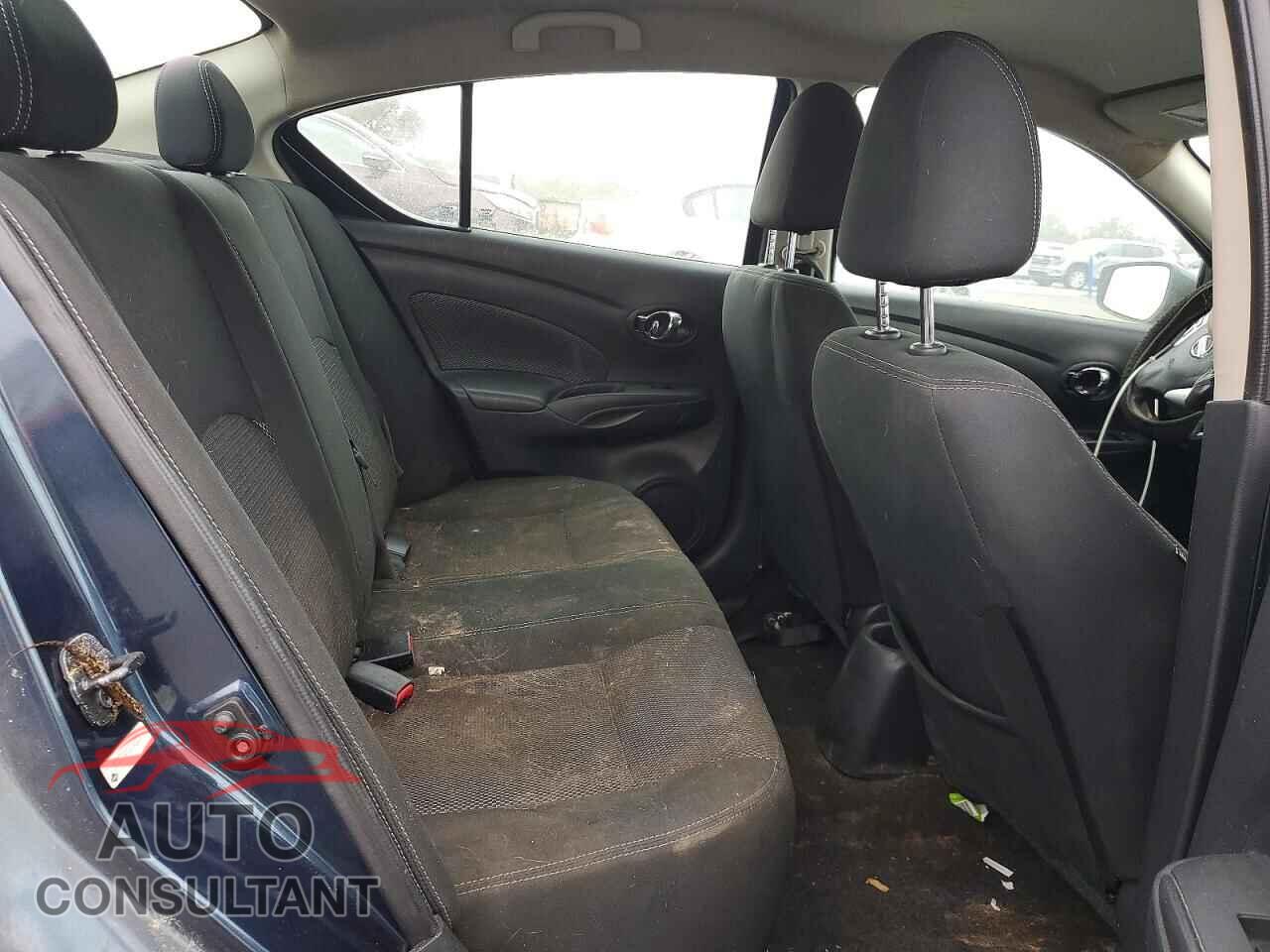NISSAN VERSA 2017 - 3N1CN7AP1HL893879
