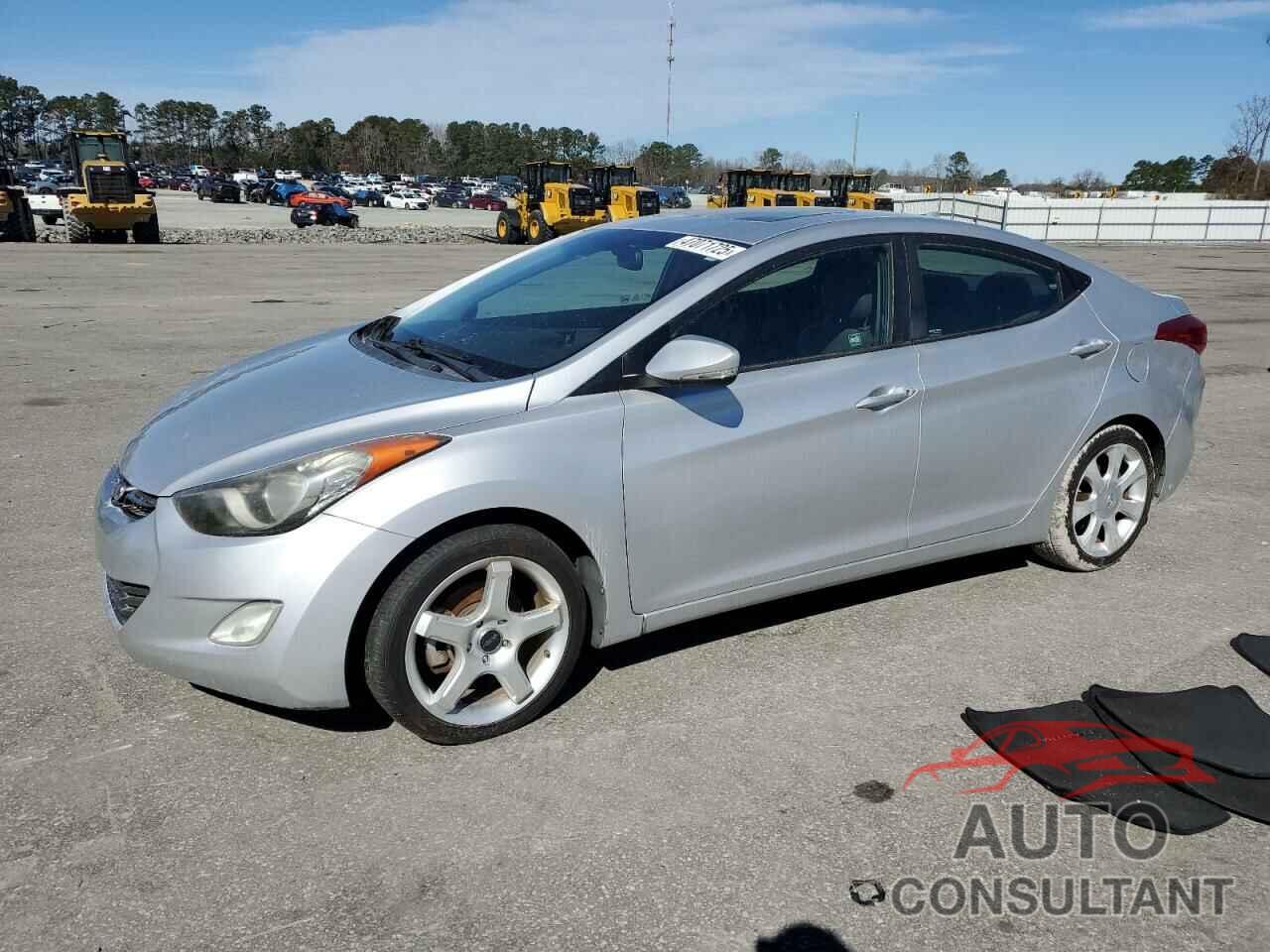 HYUNDAI ELANTRA 2013 - KMHDH4AE8DU577459