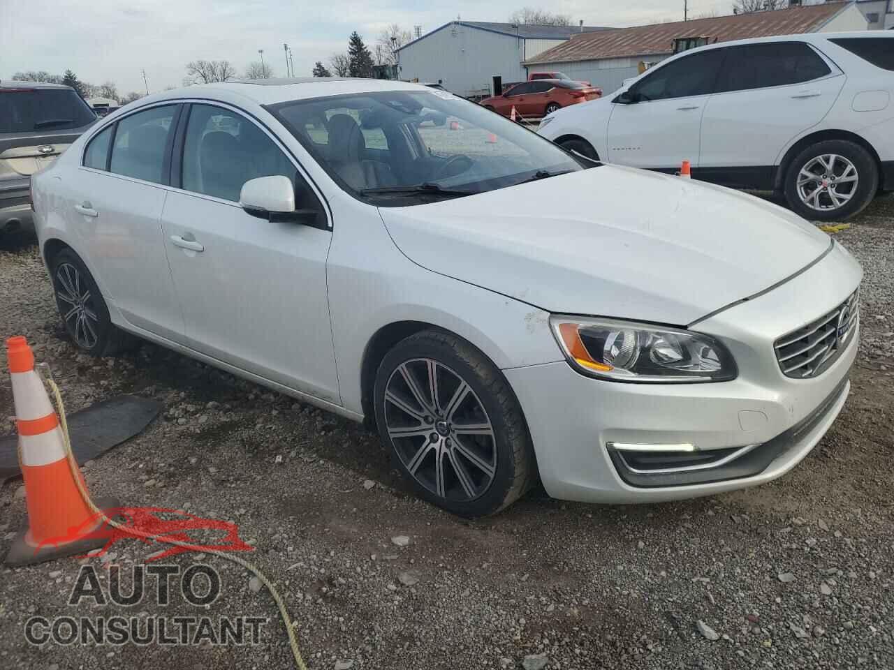 VOLVO S60 2014 - YV1612FH3E2290482