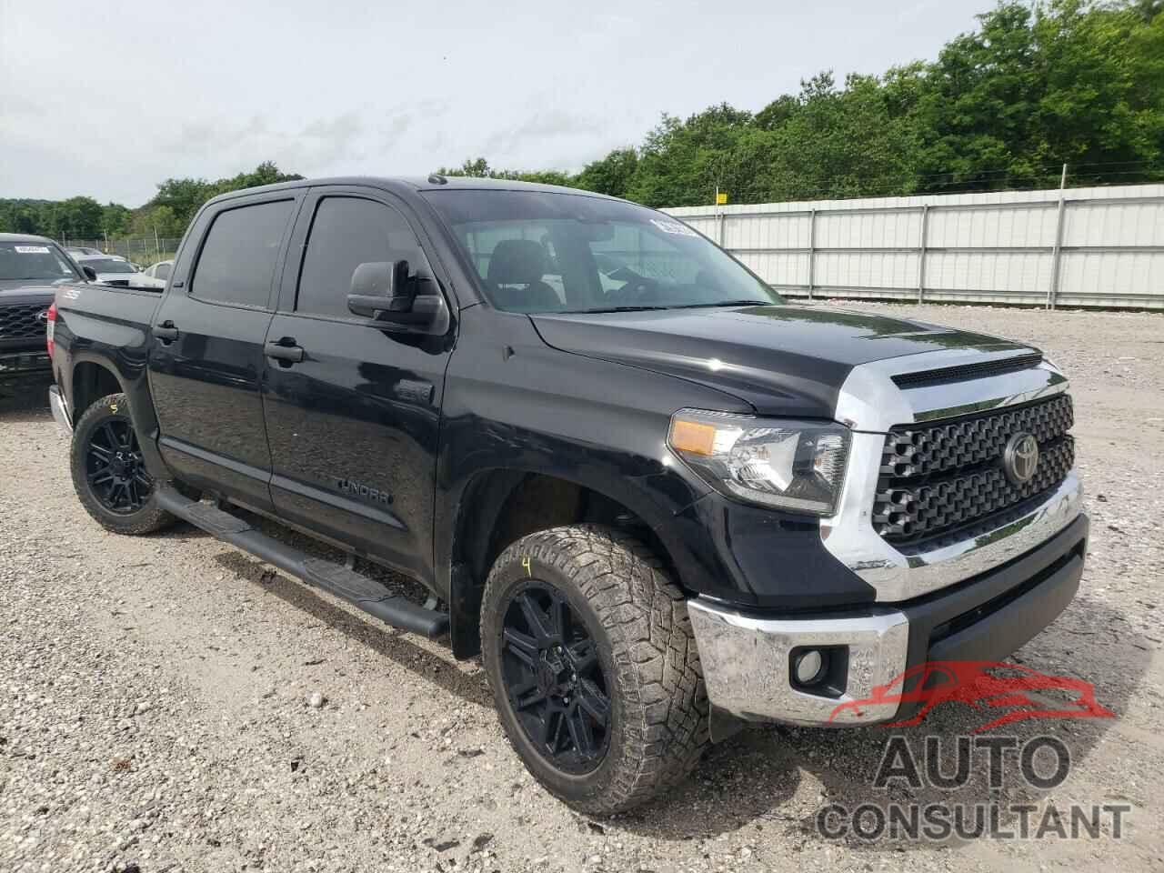 TOYOTA TUNDRA 2019 - 5TFDW5F15KX812272