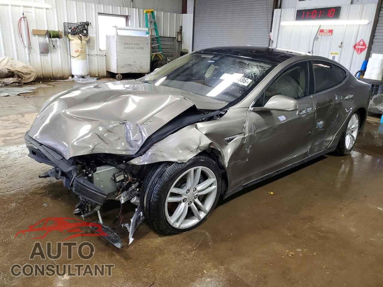 TESLA MODEL S 2015 - 5YJSA1S21FF086360