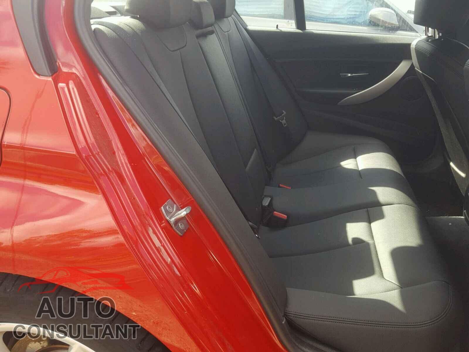 BMW 3 SERIES 2016 - WBA8E1G53GNU12371