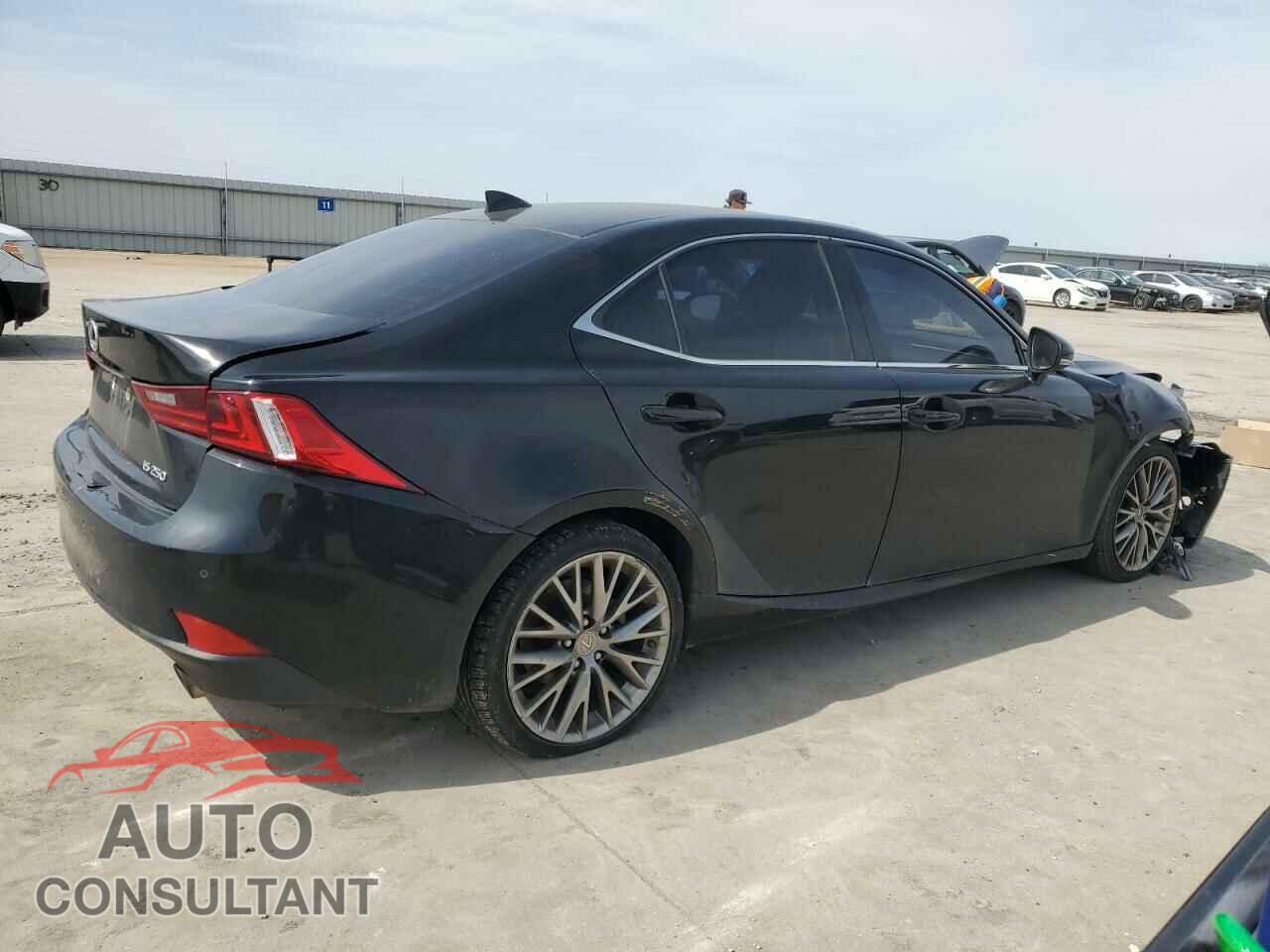 LEXUS IS 2014 - JTHBF1D23E5009325