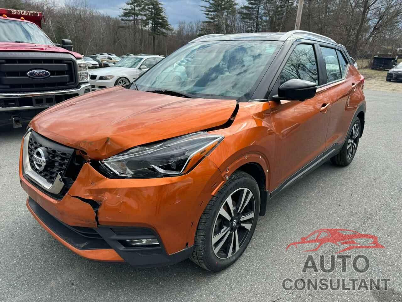 NISSAN KICKS 2019 - 3N1CP5CU6KL561185