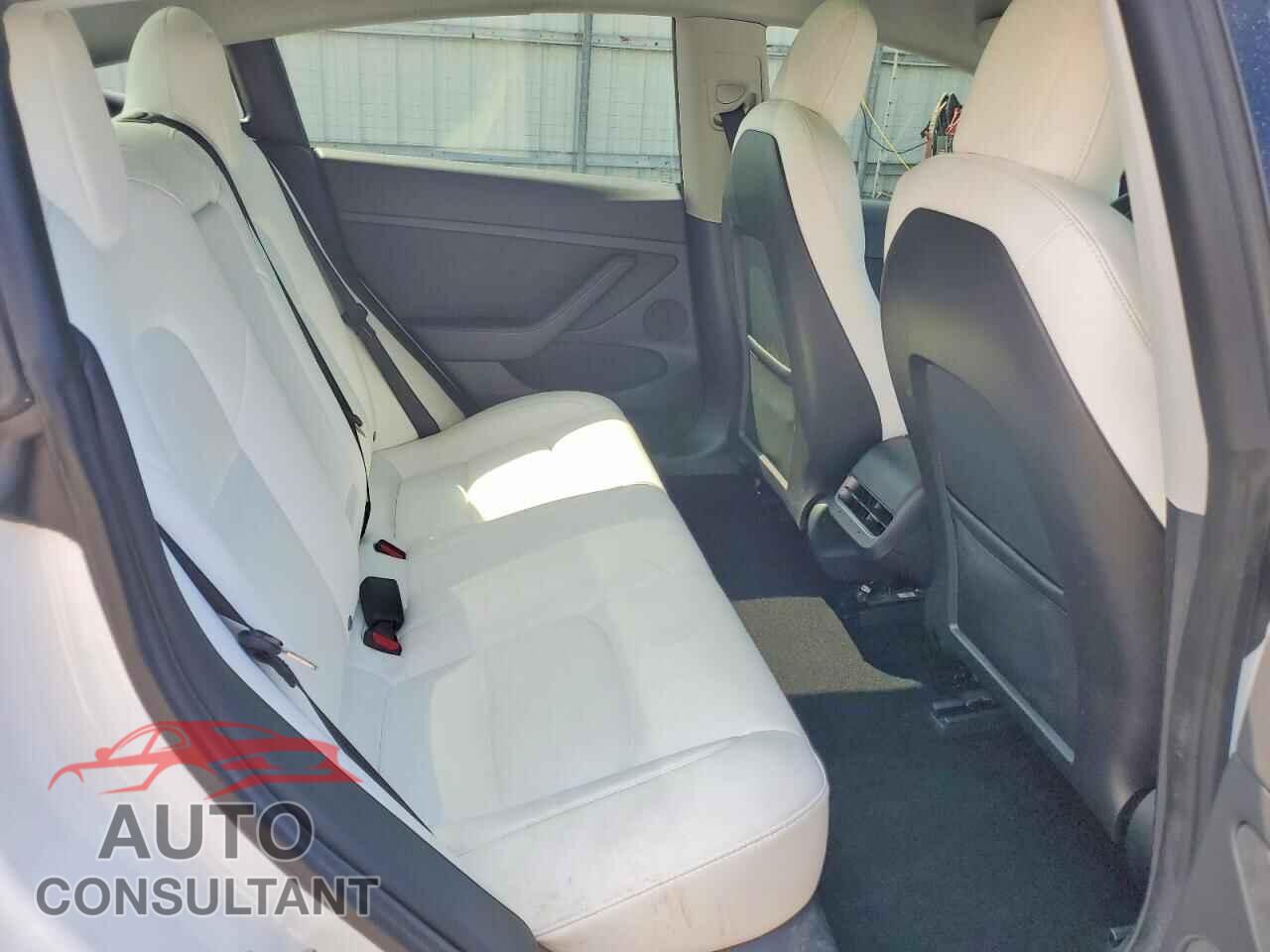 TESLA MODEL 3 2022 - 5YJ3E1EA2NF178040