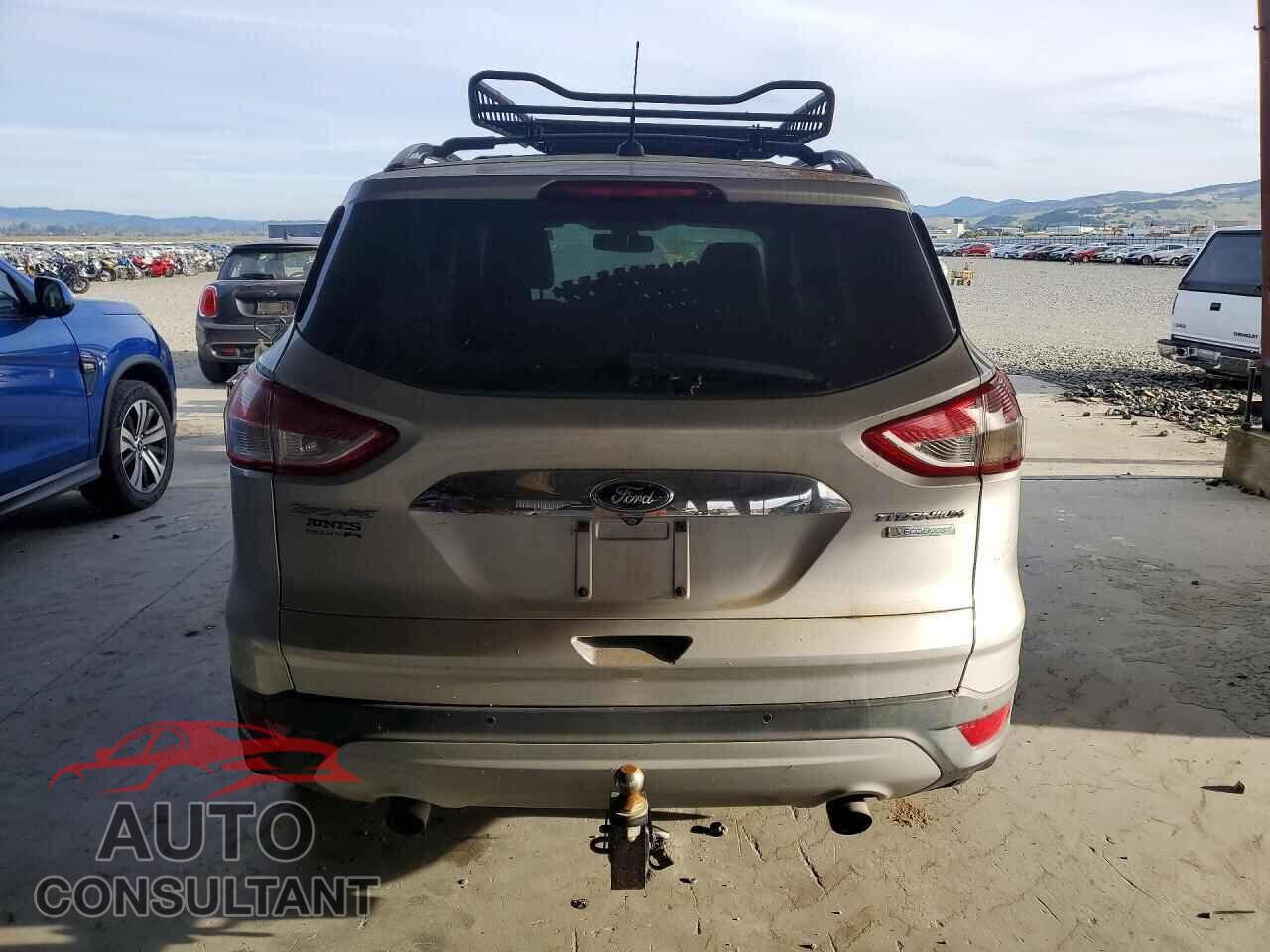 FORD ESCAPE 2014 - 1FMCU0J92EUB47513