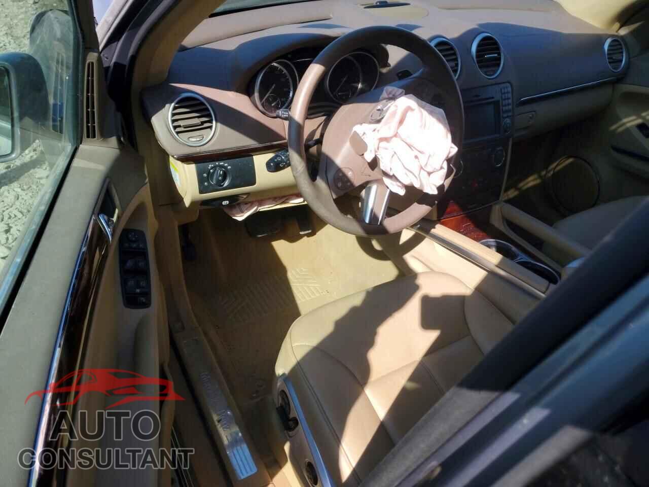 MERCEDES-BENZ GL-CLASS 2012 - 4JGBF7BE7CA797589