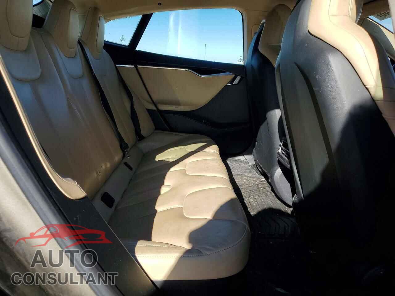 TESLA MODEL S 2016 - 5YJSA1E25GF138053