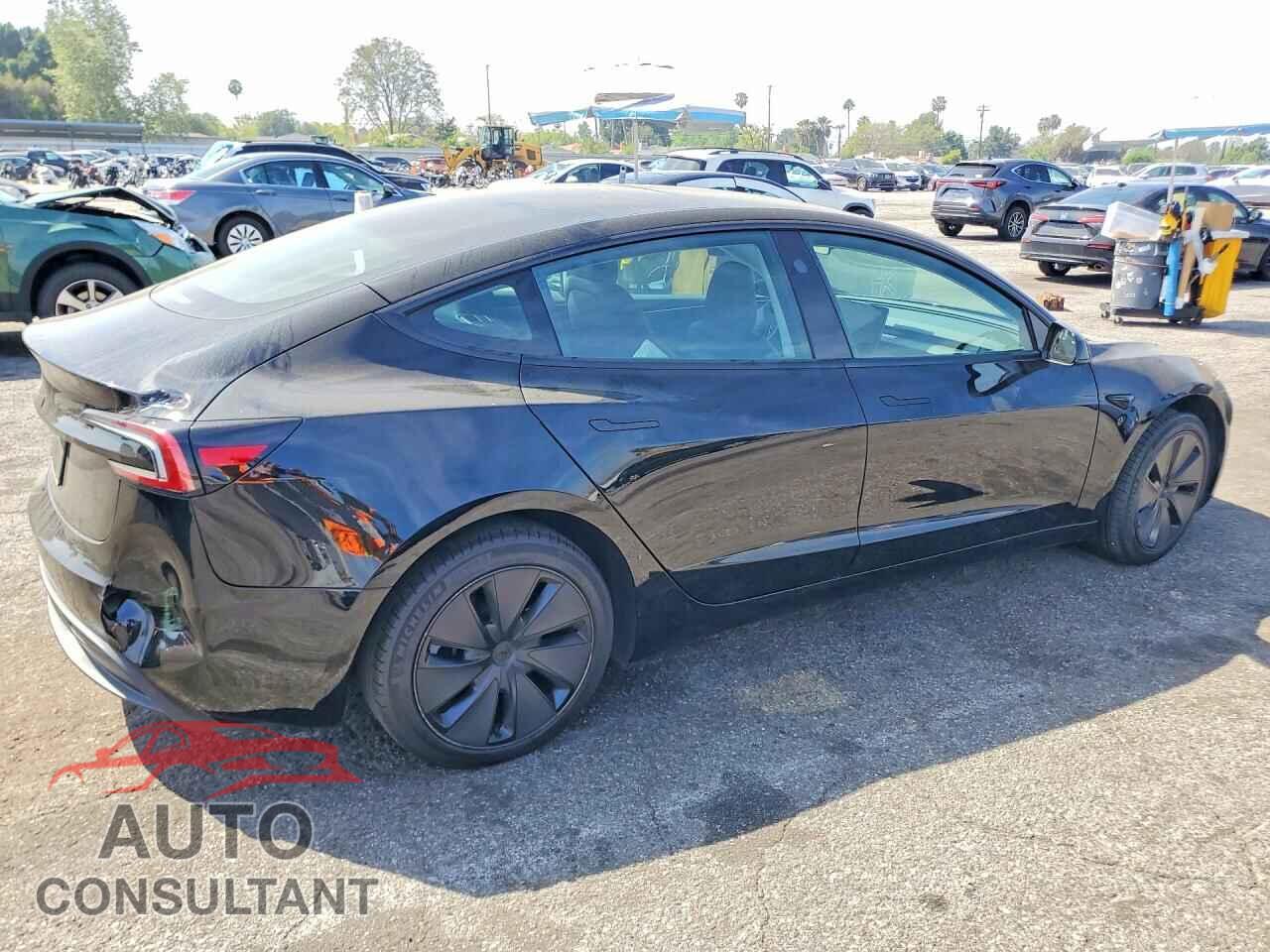 TESLA MODEL 3 2024 - 5YJ3E1EAXRF765902